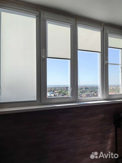 Жалюзи и рулонные шторы на окна