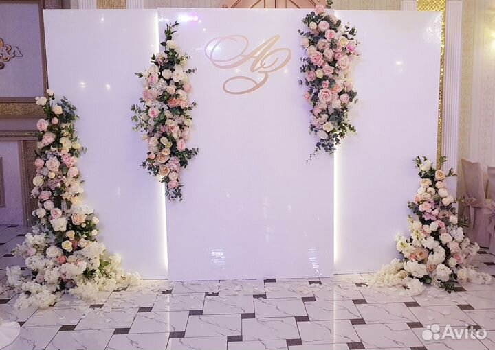 Плоттерная резка наклеек