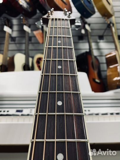 Гитара из массива Crafter