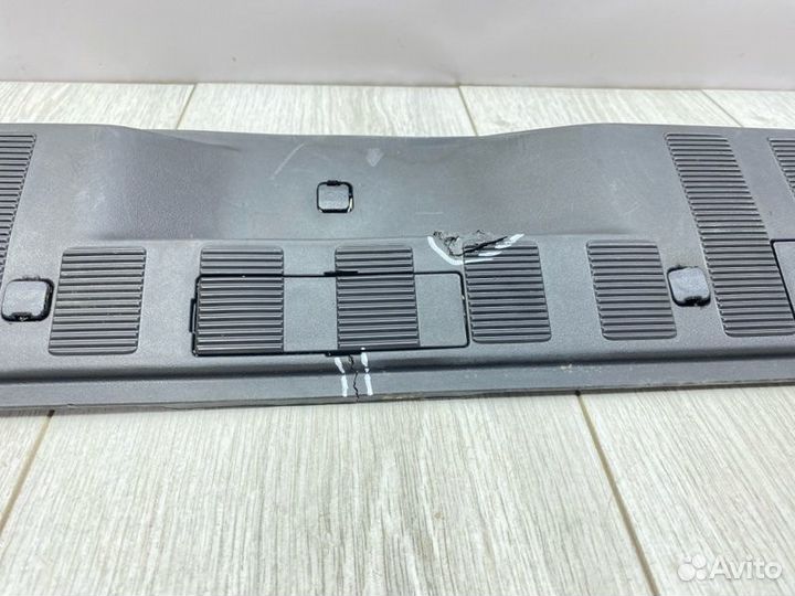 Накладка на порог задняя Mercedes Sprinter W 906