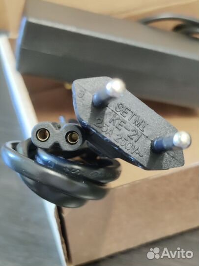 Зарядное устройство Lenovo 20V 3.25A 65W 4.0x1.7mm