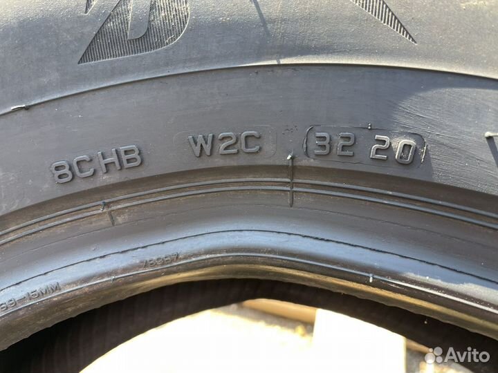Bridgestone Blizzak LM-005 215/65 R16