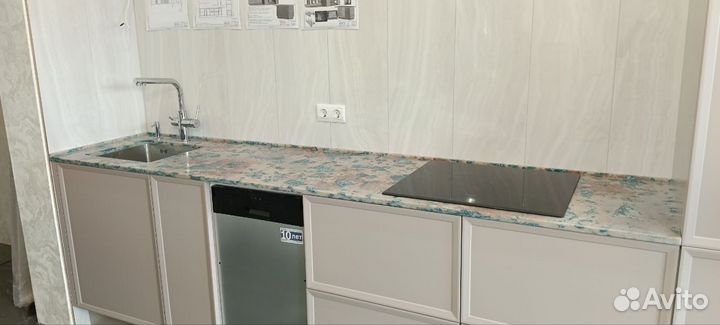 Столешницы из камня, подоконники, остров