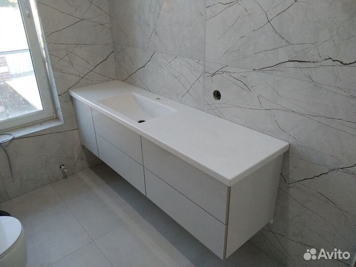 Столешница в ванную комнату