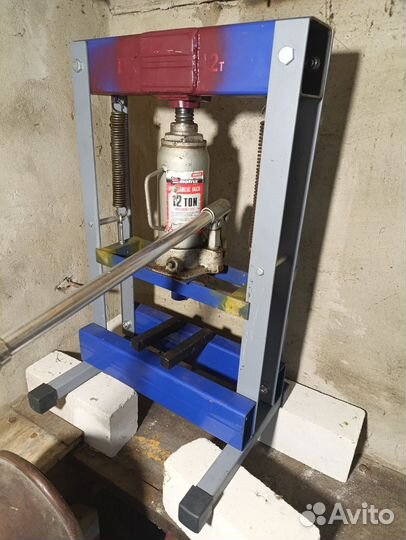 Пресс для гаража с домкратом 12 т