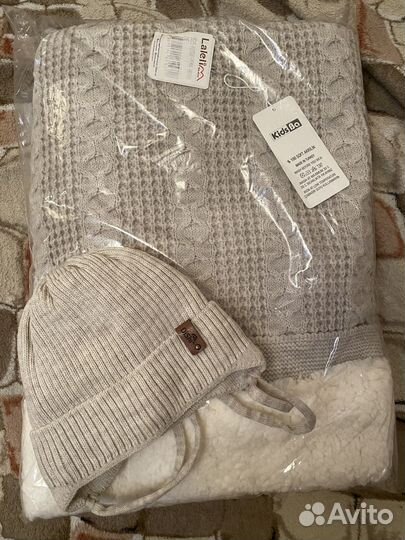 Вязанный плед на выписку