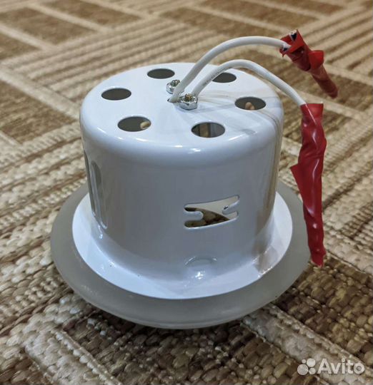 Светильники встраиваемые