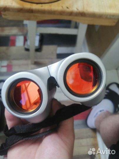 Бинокль с чехлом