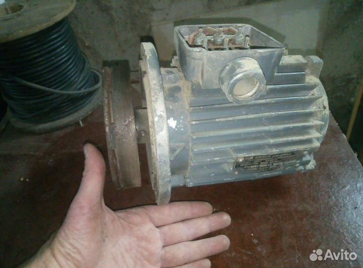 Электродвигатель 380в 220в 0.37квт