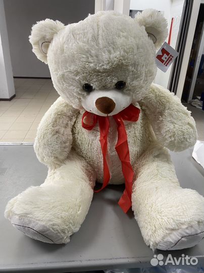 Плюшевый медведь