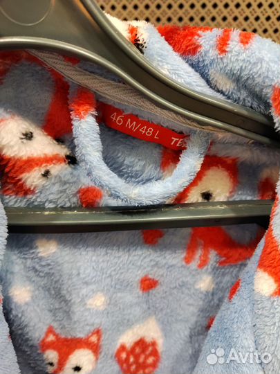 Тёплый женский халат с лисичками, L