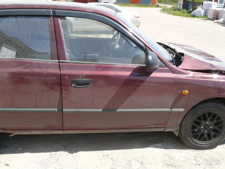 Дверь передняя правая для Hyundai Accent II