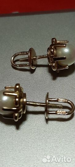 Золотые серьги с жемчугом