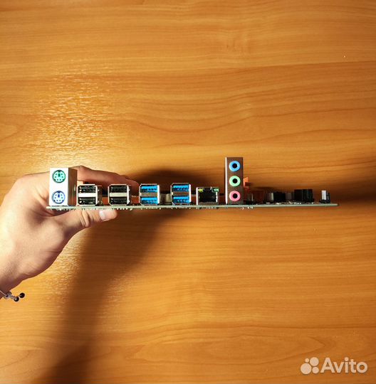 Комплект на Xeon E5 2670 V3