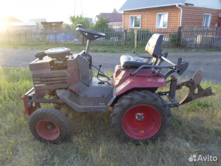 Мини-трактор КУРГАНМАШЗАВОД КМЗ-012, 2000