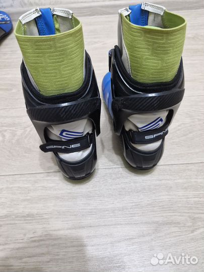 Лыжные ботинки spine