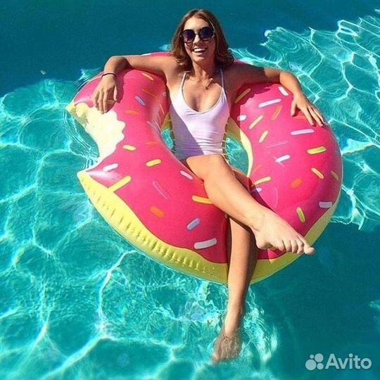 Надувной круг пончик розовый большой и белый