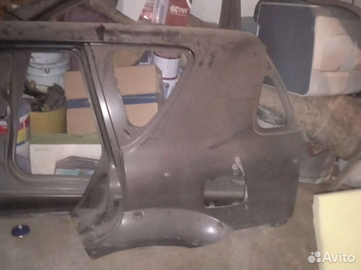 Боковина кузова Санг Енг Рекстон