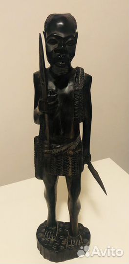 Статуэтка из черного дерева