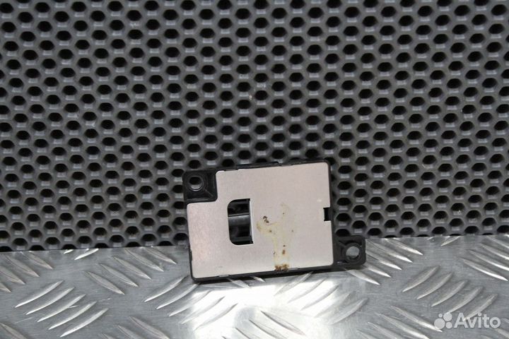 Антенна Bluetooth BMW X5 E70