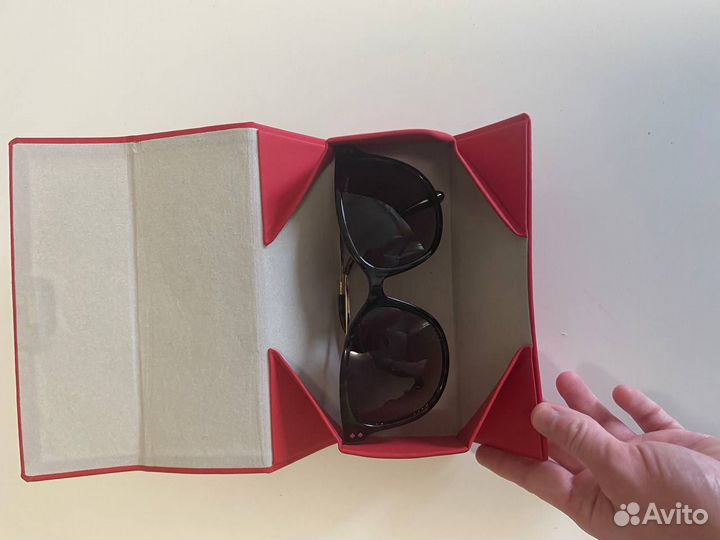 Солнцезащитные очки женские