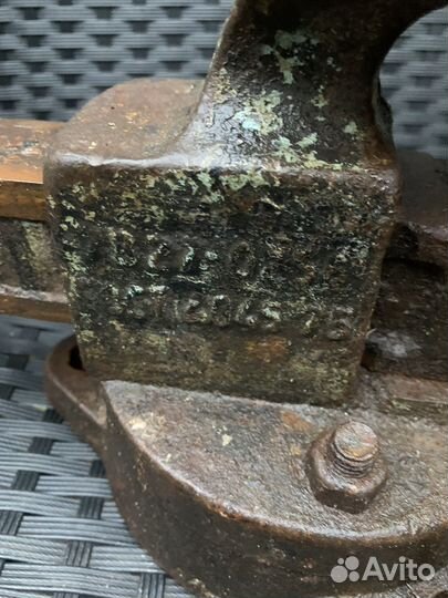 Тиски СССР слесарные