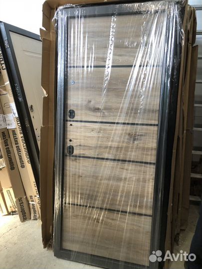 Входные двери Аргус и Берлога со склада