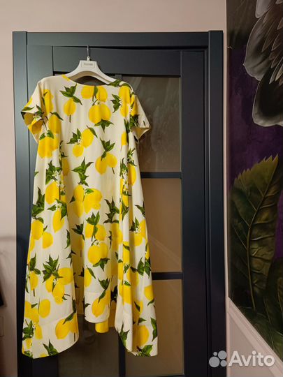 Шелковое платье с лимонами