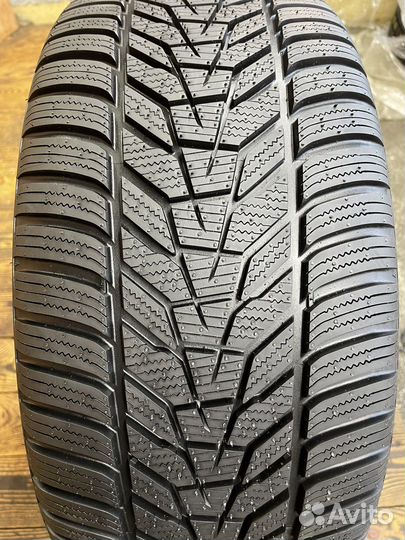 Hankook Winter I'Cept Evo 3 X W330A 255/35 R21 и 285/30 R21 W