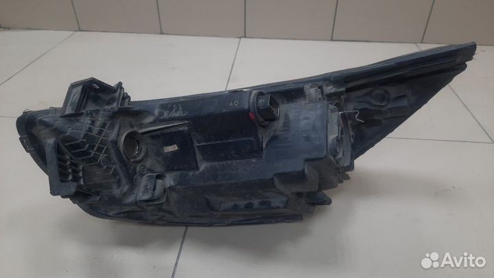 Фара правая Hyundai Solaris