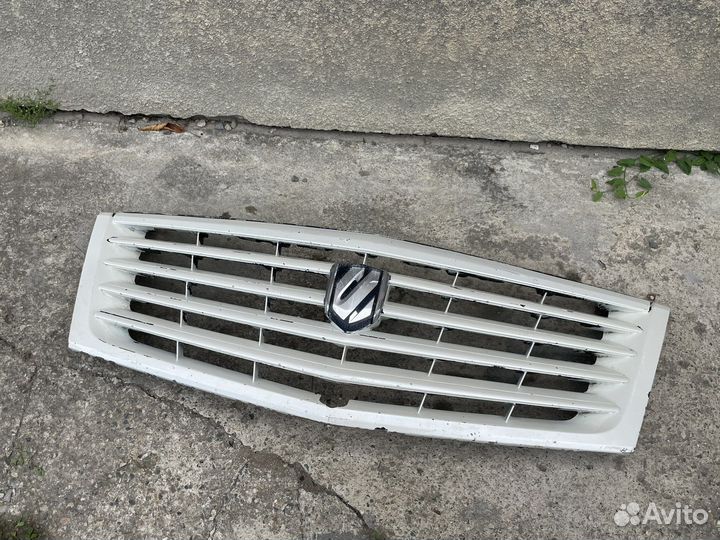 Решетка радиатора toyota alphard