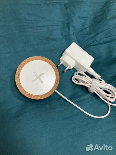 Беспроводная зарядка IKEA