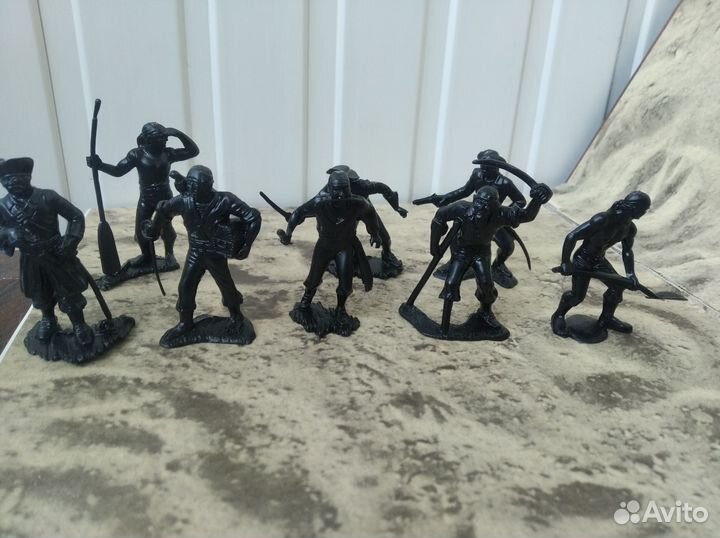 Солдатики дзи. Неигранные. Пираты 8 шт