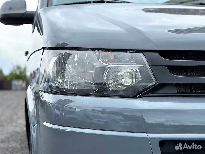 Volkswagen Transporter цельнометаллический, 2010