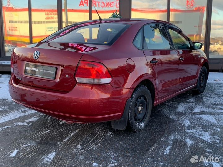 Volkswagen Polo 1.6 МТ, 2012, 145 000 км