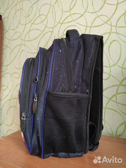 Школьный рюкзак