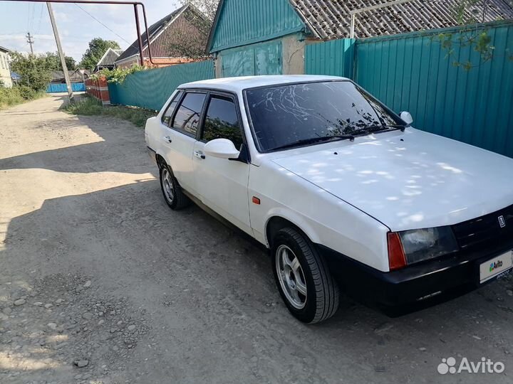 ВАЗ 21099 1.3 МТ, 2001, 371 282 км