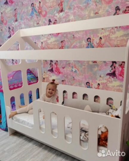 Детская кровать домик новая