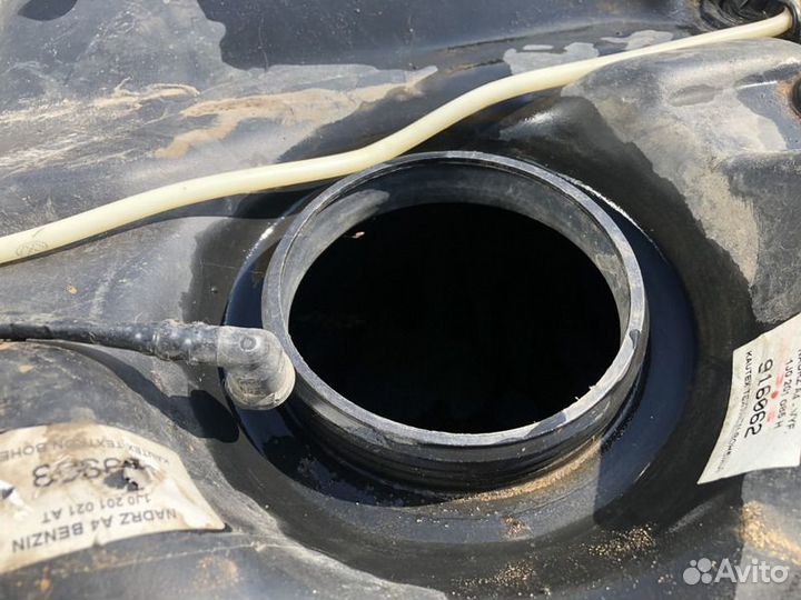 Бак топливный Skoda Octavia 2000 2011