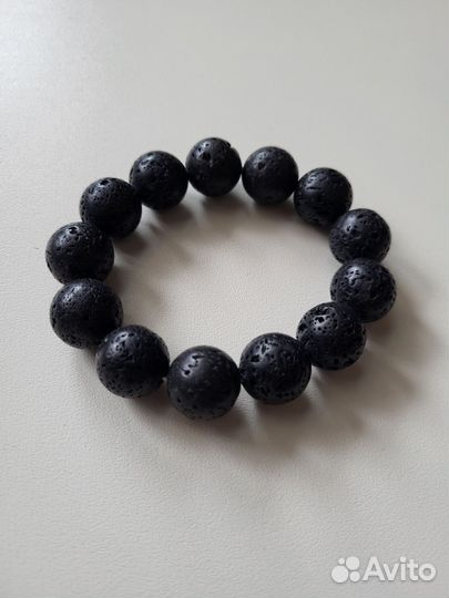 Браслет крупные бусины