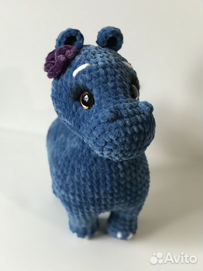 Мягкая вязаная игрушка Бегемотик ручной работы