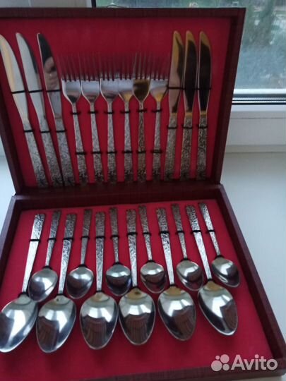 Набор новый столовых приборов из нержавейки