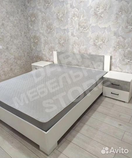 Кровать двуспальная