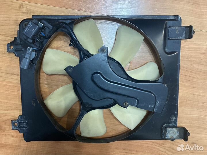 Вентилятор радиатора Honda Civic 4D 2006