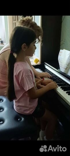 Уроки игры на фортепиано