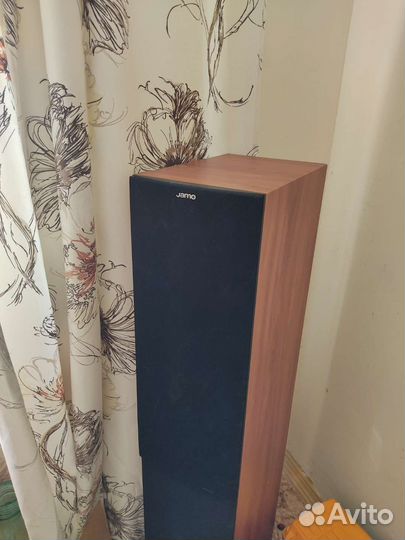 Колонки jamo s526