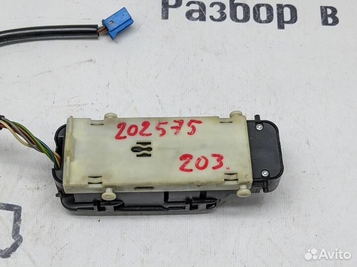 Кнопки стеклоподъемников w203 C-class 611.962 2