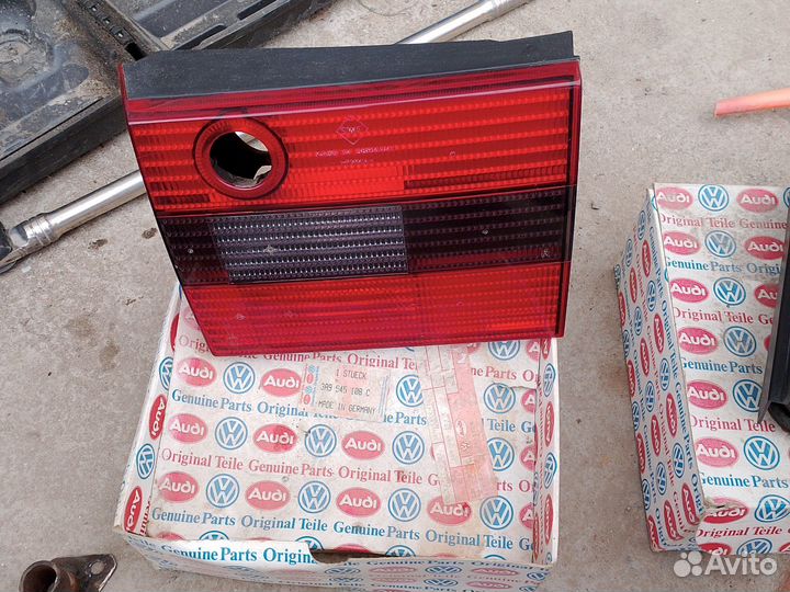 Задний правый фонарь volkswagen Passat b4