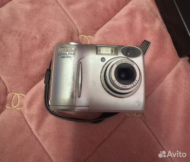 Фотоаппарат nikon e4600