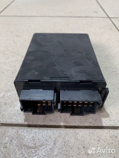 Блок управления центральным замком Mercedes Atego